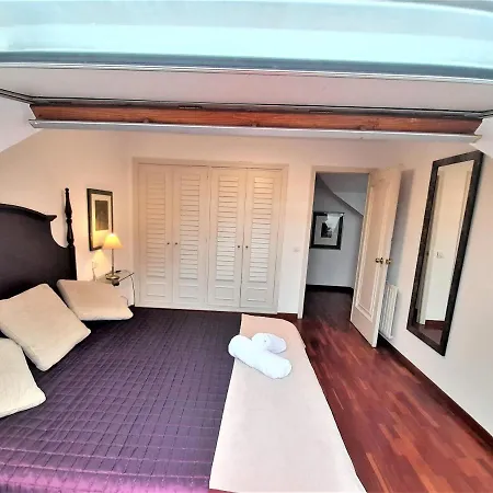 Elegante Atico De 2 Centro Ov5477 אוביידו
