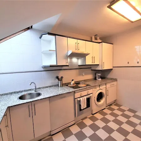 Elegante Atico De 2 Centro Ov5477 Appartement *